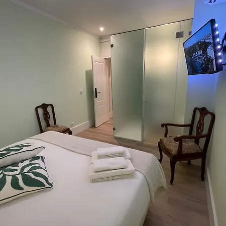 Charming From Xix Century 리스본