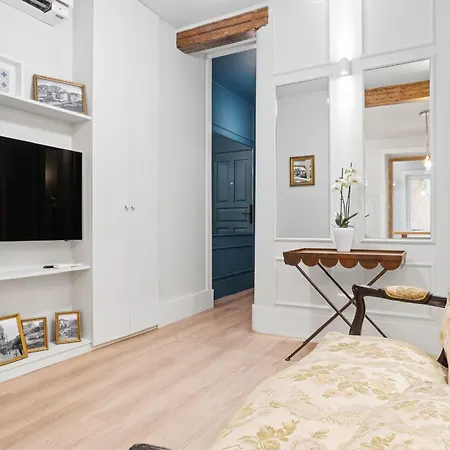 Charming From Xix Century Konukevi